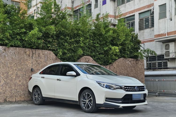 Used Venucia D60 2019 100 000 Honor 1.6L XL CVT Chenku Edition China VI Standard Exterior 2