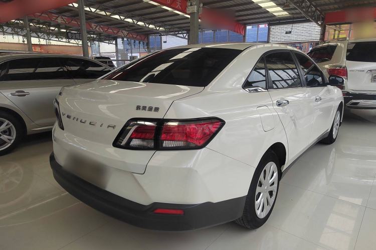 Used Venucia D60 2019 100 000 Glory 1.6L Entry Manual ChenShang Edition China VI Exterior 3