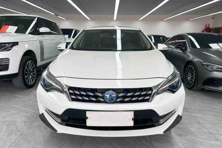 Used Venucia D60 2019 100 000 Glory 1.6L XL Manual Chenku Edition China VI Exterior 4