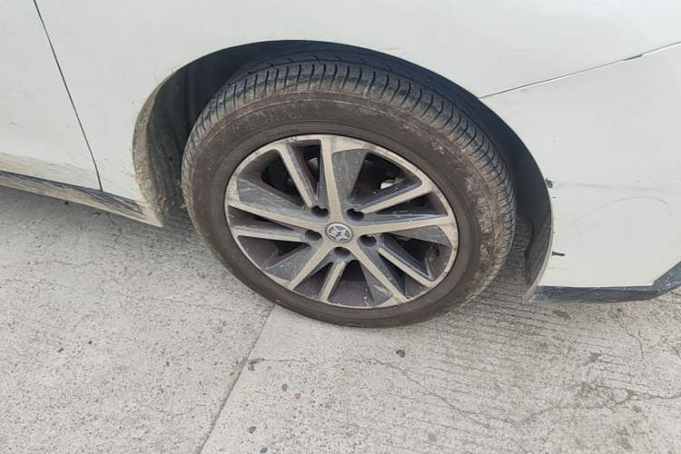 Used Venucia D60 2019 1.6L XE CVT Comfort Edition Exterior 4