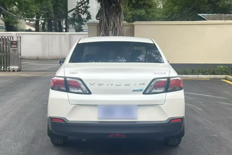 Used Venucia D60 2019 100 000-Yuan Glory 1.6L XV CVT Chenyue Edition China VI Standard Exterior 5