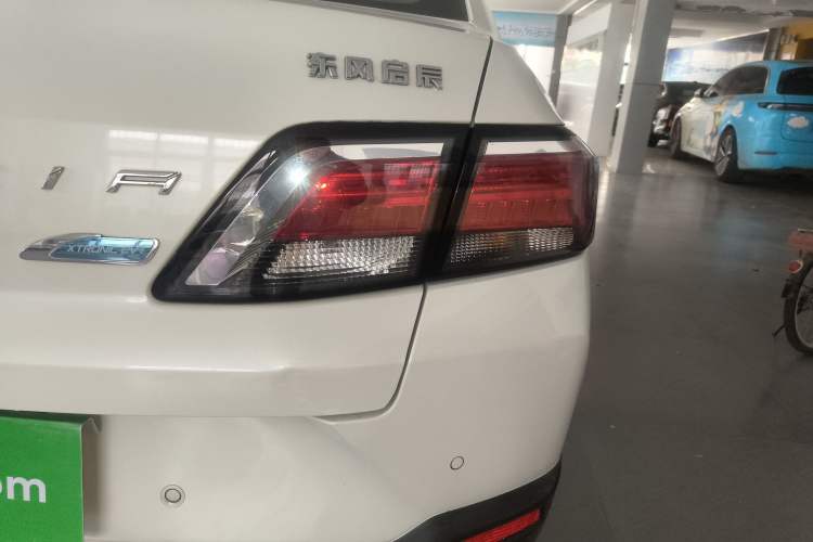 Used Venucia D60 2019 1.6L XL CVT Smart Connect Elite Edition Exterior 6