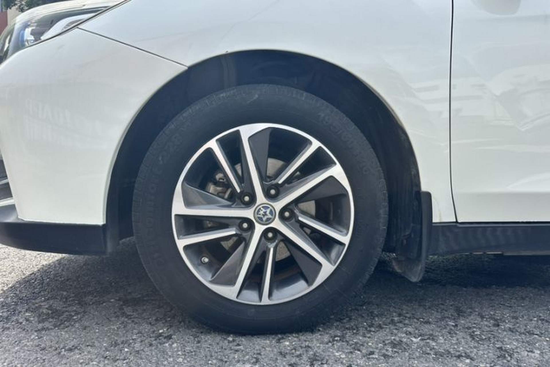 Used Venucia D60 2019 1.6L XL CVT Smart Connect Elite Edition Exterior 6