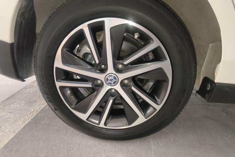 Used Venucia D60 2019 1.6L XL CVT Smart Connect Elite Edition Exterior 8
