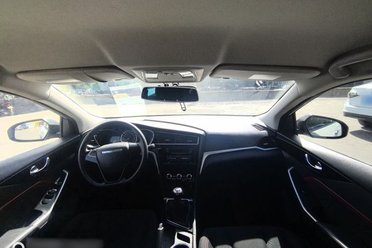 Used Venucia D60 2019 100 000 Glory 1.6L Entry Manual ChenShang Edition China VI Exterior 8