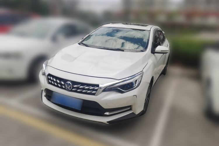 Used Venucia D60 2019 100 000 Honor 1.6L XL CVT Chenku Edition China VI Standard Guazi used car, China used car export, Used car for sale, Used cars, Cheapest cars for sale