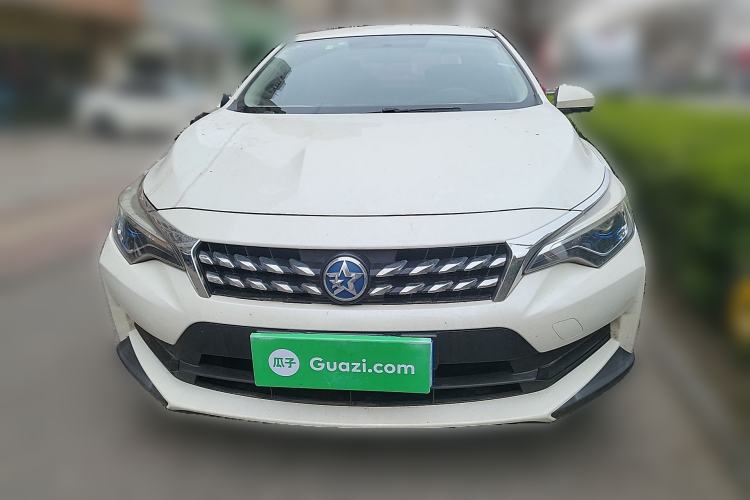 Used Venucia D60 2019 100 000-Yuan Glory 1.6L XE Manual – Chenxiang Edition China VI Front