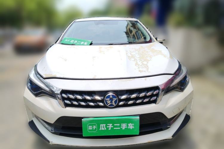 Used Venucia D60 2019 1.6L XL CVT Smart Connect Elite Edition Front