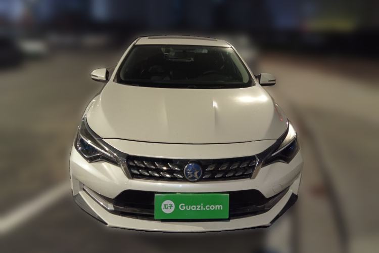 Used Venucia D60 2019 100 000 Honor 1.6L XL CVT Chenku Edition China VI Standard Front