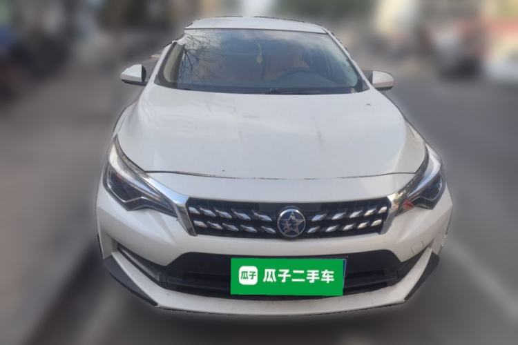 Used Venucia D60 2019 100 000-Yuan Glory 1.6L XE CVT Chenxiang Edition China VI Standard Front