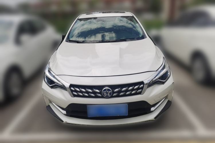 Used Venucia D60 2019 100 000 Honor 1.6L XL CVT Chenku Edition China VI Standard Front
