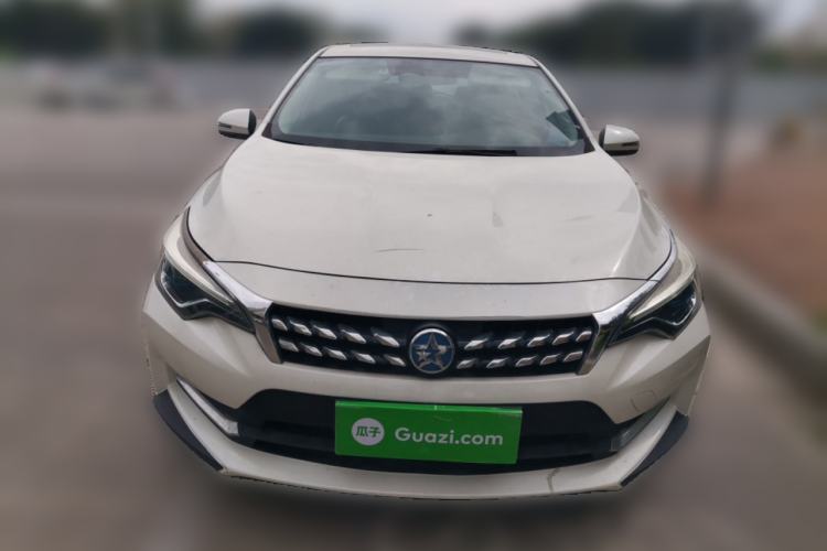 Used Venucia D60 2019 1.6L XL CVT Smart Connect Elite Edition Front