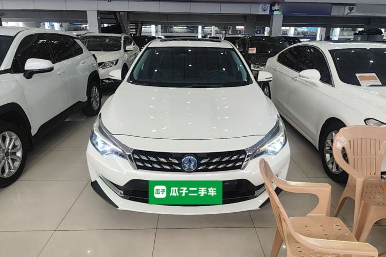 Used Venucia D60 2019 1.6L XL CVT Smart Connect Elite Edition Front