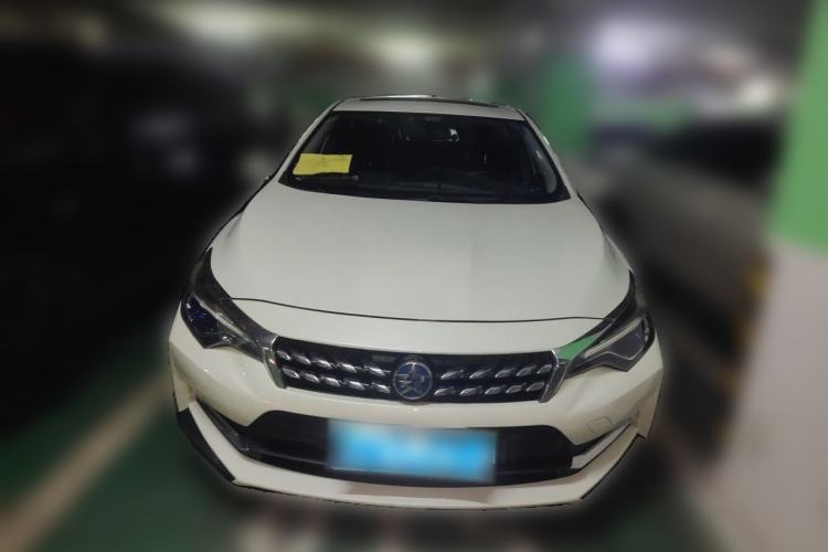 Used Venucia D60 2019 100 000 Honor 1.6L XL CVT Chenku Edition China VI Standard Front