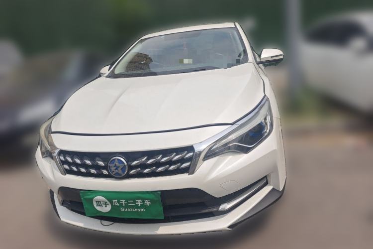 Used Venucia D60 2019 100 000 Glory 1.6L XL Manual Chenku Edition China VI Front