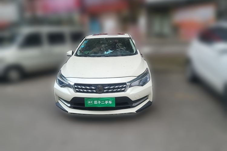Used Venucia D60 2019 100 000 Glory 1.6L XL Manual Chenku Edition China VI Front
