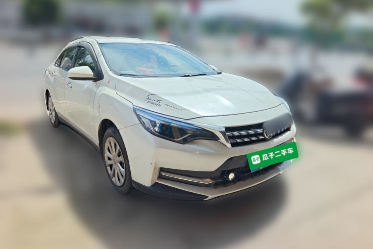 Used Venucia D60 2019 100 000 Glory 1.6L Entry Manual ChenShang Edition China VI Front Right 45 Deg