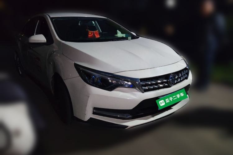 Used Venucia D60 2019 1.6L Entry Manual Fashion Edition Front Right 45 Deg
