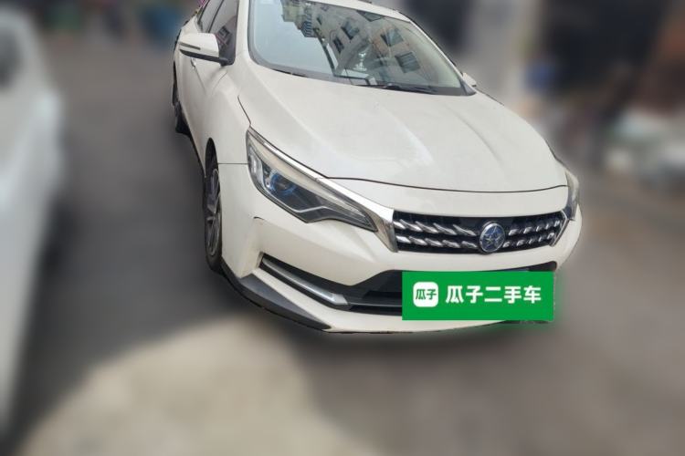 Used Venucia D60 2019 100 000 Honor 1.6L XL CVT Chenku Edition China VI Standard Front Right 45 Deg
