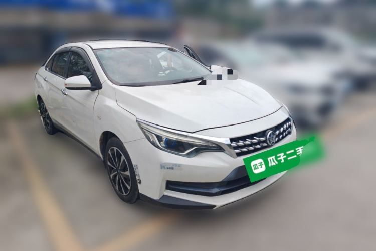 Used Venucia D60 2019 100 000 Glory 1.6L Entry Manual ChenShang Edition China VI Front Right 45 Deg
