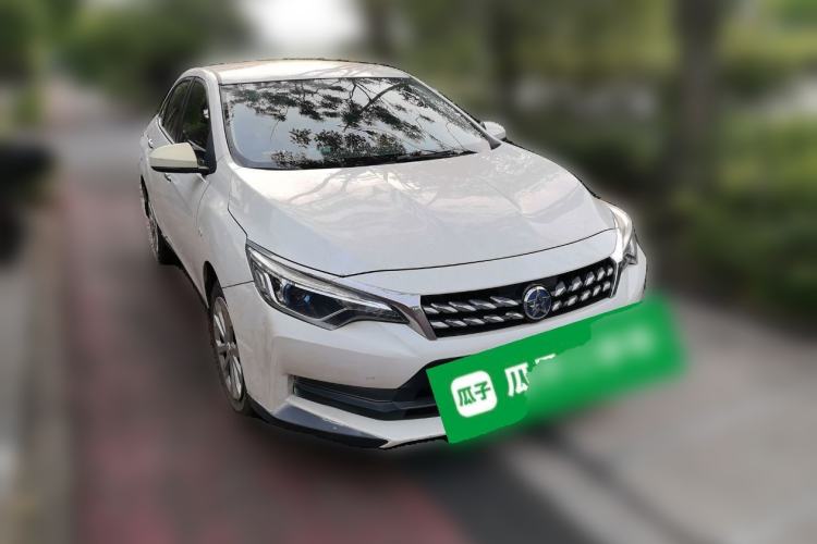Used Venucia D60 2019 100 000 Glory 1.6L Entry Manual ChenShang Edition China VI Front Right 45 Deg