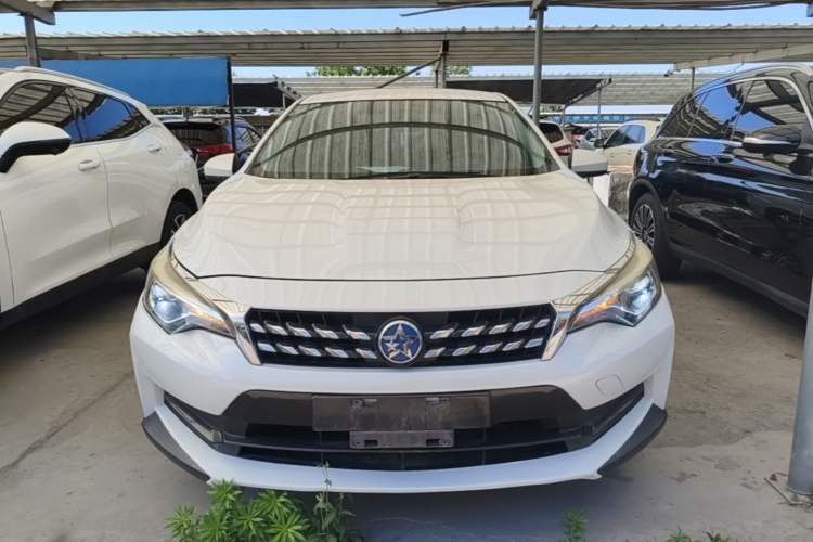 Used Venucia D60 2019 100 000 Glory 1.6L Entry Manual ChenShang Edition China VI Front