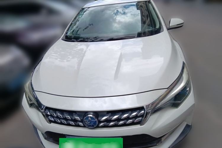 Used Venucia D60 2019 100 000 Honor 1.6L XL CVT Chenku Edition China VI Standard Front