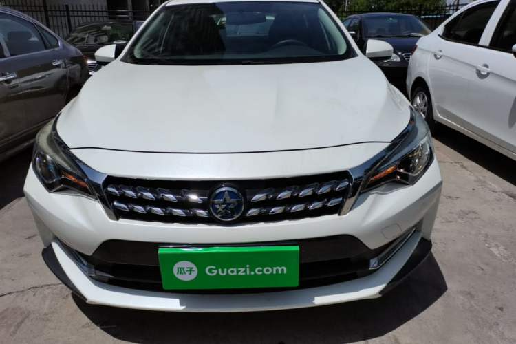 Used Venucia D60 2019 100 000 Glory 1.6L Entry Manual ChenShang Edition China VI Front
