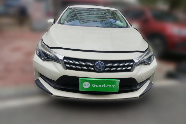 Used Venucia D60 2019 100 000-Yuan Glory 1.6L XE CVT Chenxiang Edition China VI Standard Front