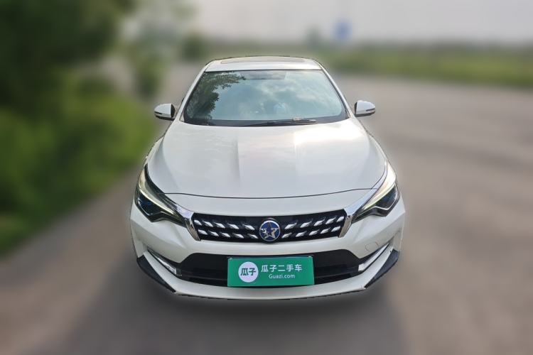 Used Venucia D60 2019 100 000 Glory 1.6L XL Manual Chenku Edition China VI Front