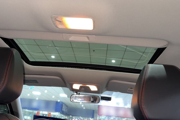 Used Venucia D60 2019 100 000-Yuan Glory 1.6L XV CVT Chenyue Edition China VI Standard Headliner