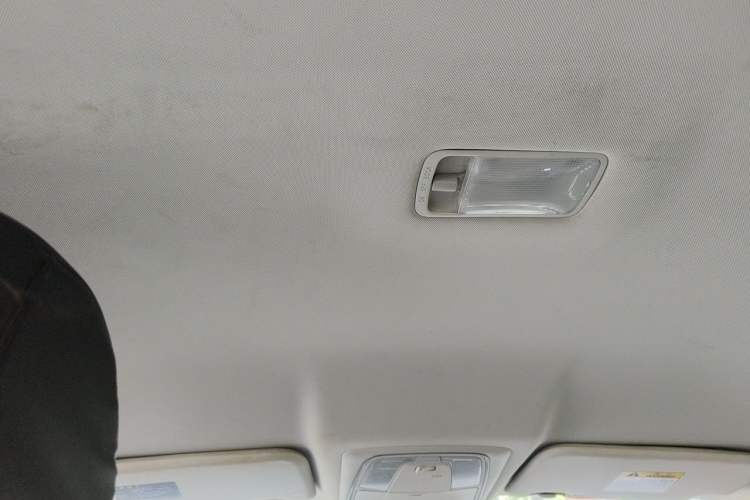 Used Venucia D60 2019 100 000 Glory 1.6L Entry Manual ChenShang Edition China VI Headliner
