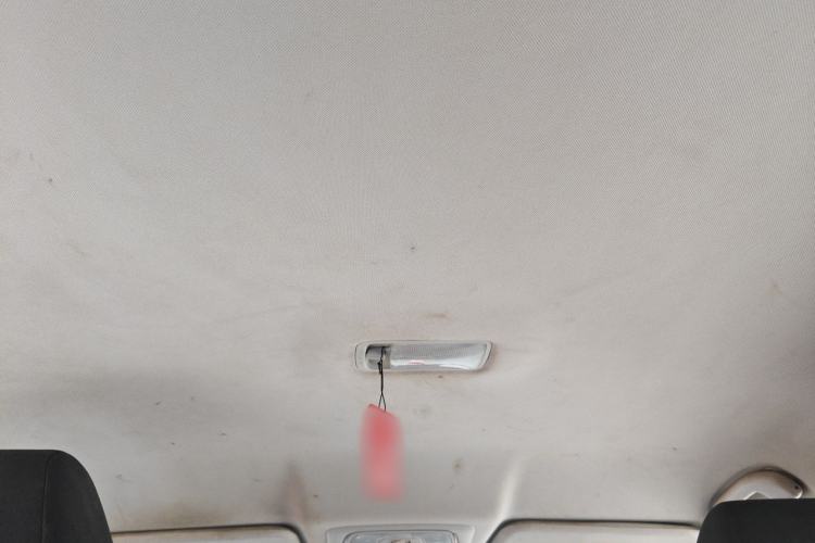 Used Venucia D60 2019 100 000-Yuan Glory 1.6L Entry Manual ChenShang Edition China V Standard Headliner