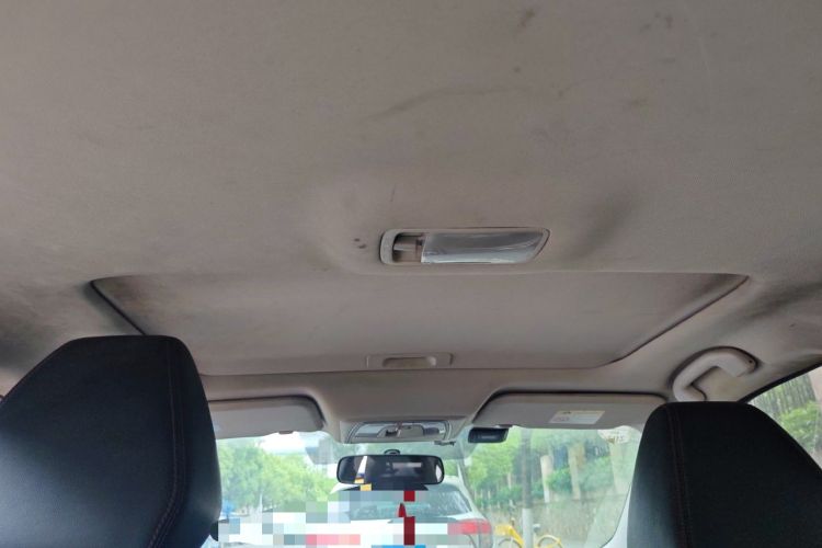Used Venucia D60 2019 100 000 Honor 1.6L XL CVT Chenku Edition China VI Standard Headliner