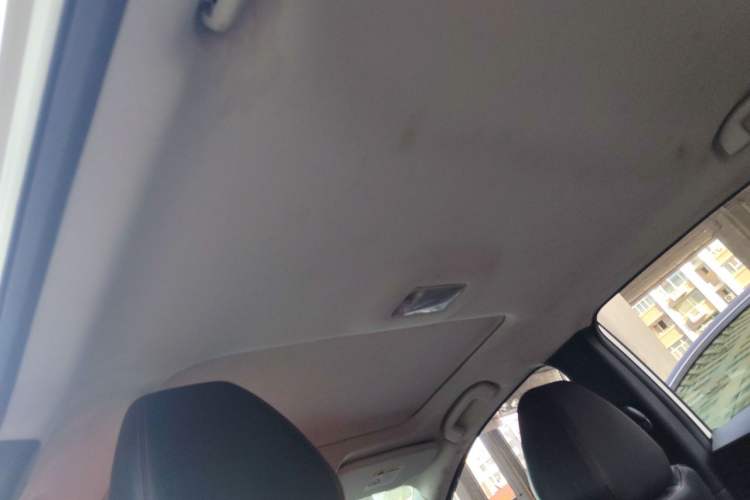 Used Venucia D60 2019 1.6L XL CVT SmartConnect Elite Edition (ISS) Headliner