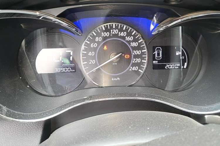 Used Venucia D60 2019 100 000-Yuan Glory 1.6L XE Manual – Chenxiang Edition China VI Instrument Cluster