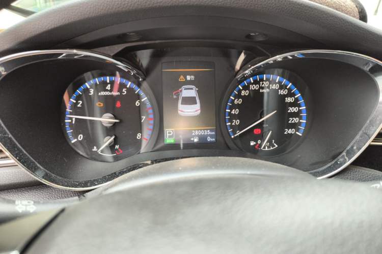 Used Venucia D60 2019 100 000 Honor 1.6L XL CVT Chenku Edition China VI Standard Instrument Cluster