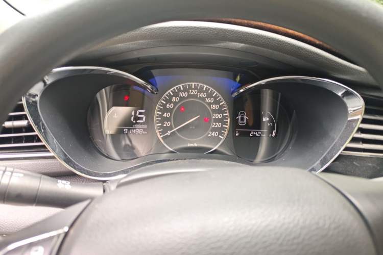 Used Venucia D60 2019 100 000-Yuan Glory 1.6L Entry Manual ChenShang Edition China V Standard Instrument Cluster