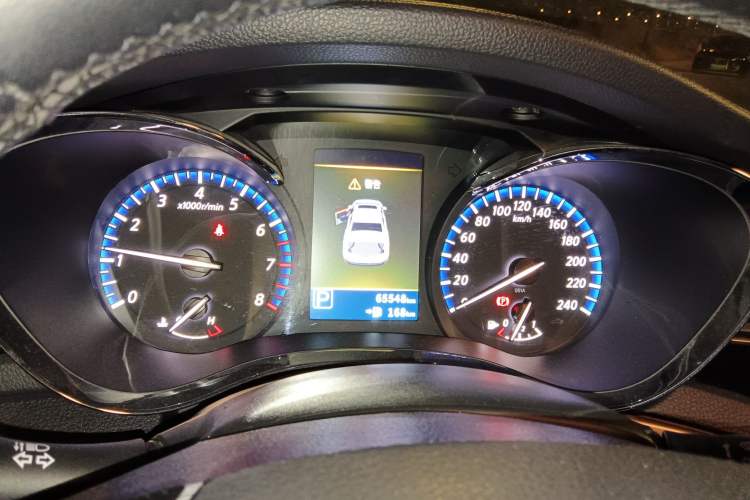 Used Venucia D60 2019 100 000 Honor 1.6L XL CVT Chenku Edition China VI Standard Instrument Cluster