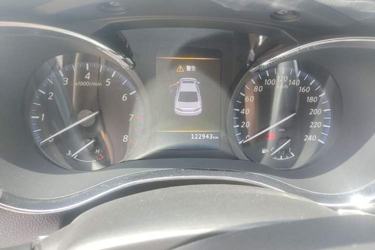 Used Venucia D60 2019 100 000 Honor 1.6L XL CVT Chenku Edition China VI Standard Instrument Cluster