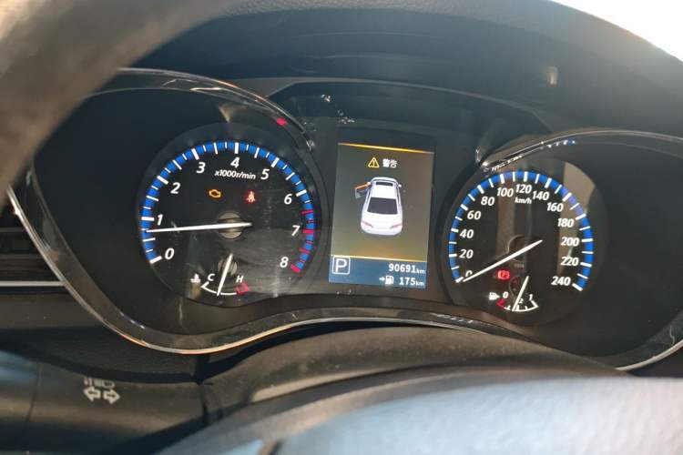 Used Venucia D60 2019 1.6L XL CVT Smart Connect Elite Edition Instrument Cluster