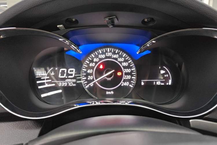 Used Venucia D60 2019 100 000 Glory 1.6L Entry Manual ChenShang Edition China VI Instrument Cluster