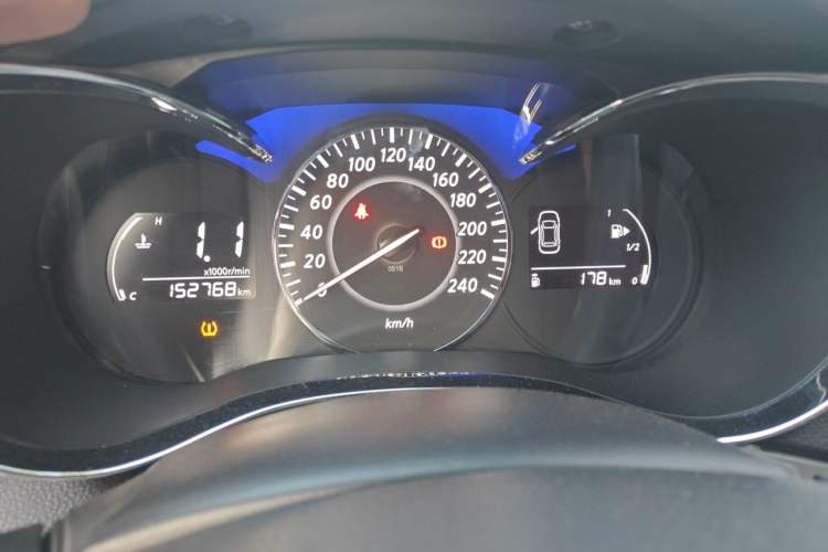 Used Venucia D60 2019 100 000 Glory 1.6L Entry Manual ChenShang Edition China VI Instrument Cluster
