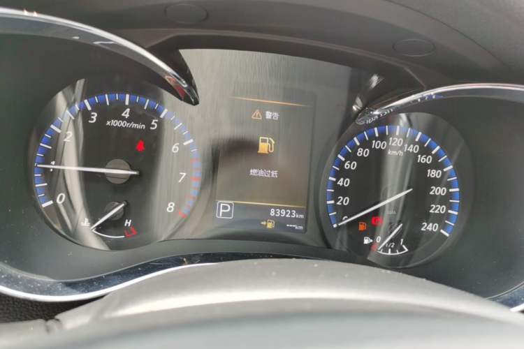 Used Venucia D60 2019 100 000 Honor 1.6L XL CVT Chenku Edition China VI Standard Instrument Cluster