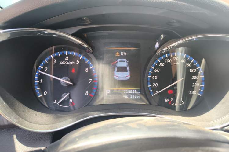 Used Venucia D60 2019 100 000 Honor 1.6L XL CVT Chenku Edition China VI Standard Instrument Cluster