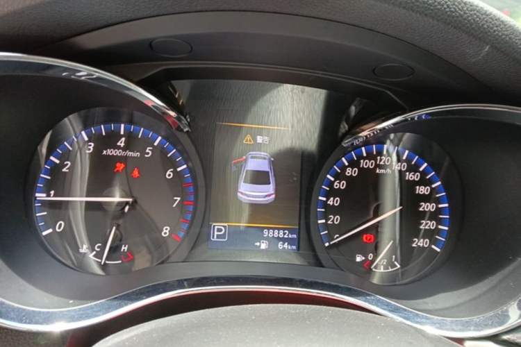 Used Venucia D60 2019 100 000 Honor 1.6L XL CVT Chenku Edition China VI Standard Instrument Cluster