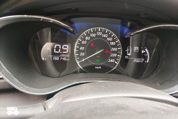 Used Venucia D60 2019 100 000-Yuan Glory 1.6L XE CVT Chenxiang Edition China VI Standard Instrument Cluster
