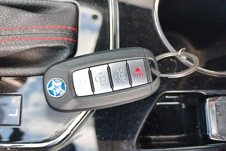 Used Venucia D60 2019 100 000 Honor 1.6L XL CVT Chenku Edition China VI Standard Interior 1