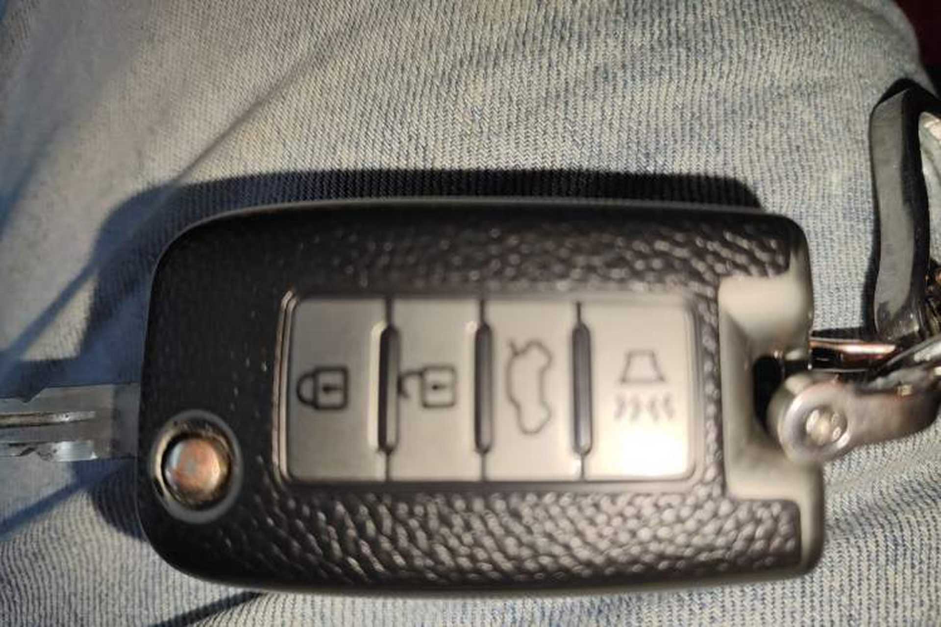 Used Venucia D60 2019 100 000 Glory 1.6L Entry Manual ChenShang Edition China VI Interior 1