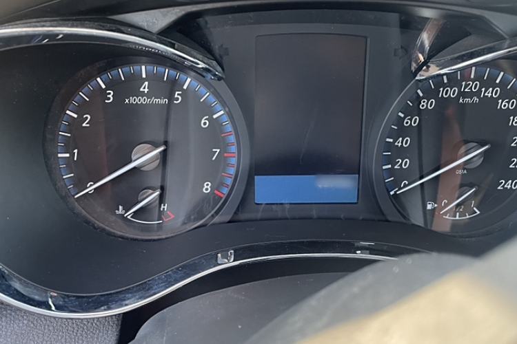 Used Venucia D60 2019 1.6L XL CVT Smart Connect Elite Edition Interior 4